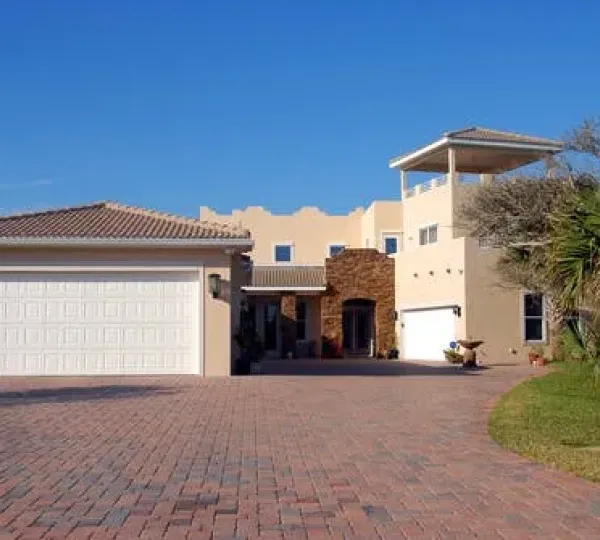 Ako otvoriť garážovú bránu bez elektriny