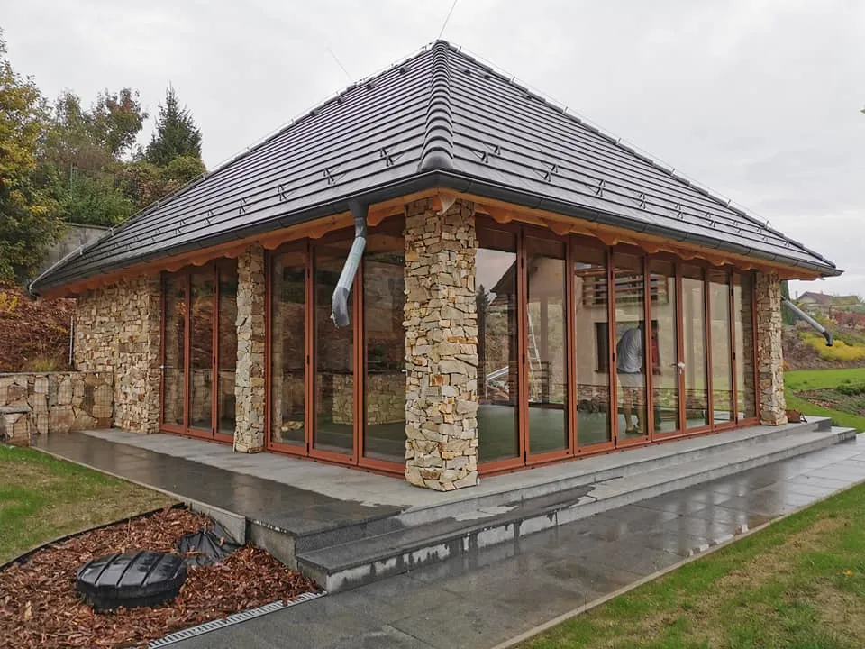 Montáž a výroba hliníkových skladacích dverí WICSLIDE 75FD