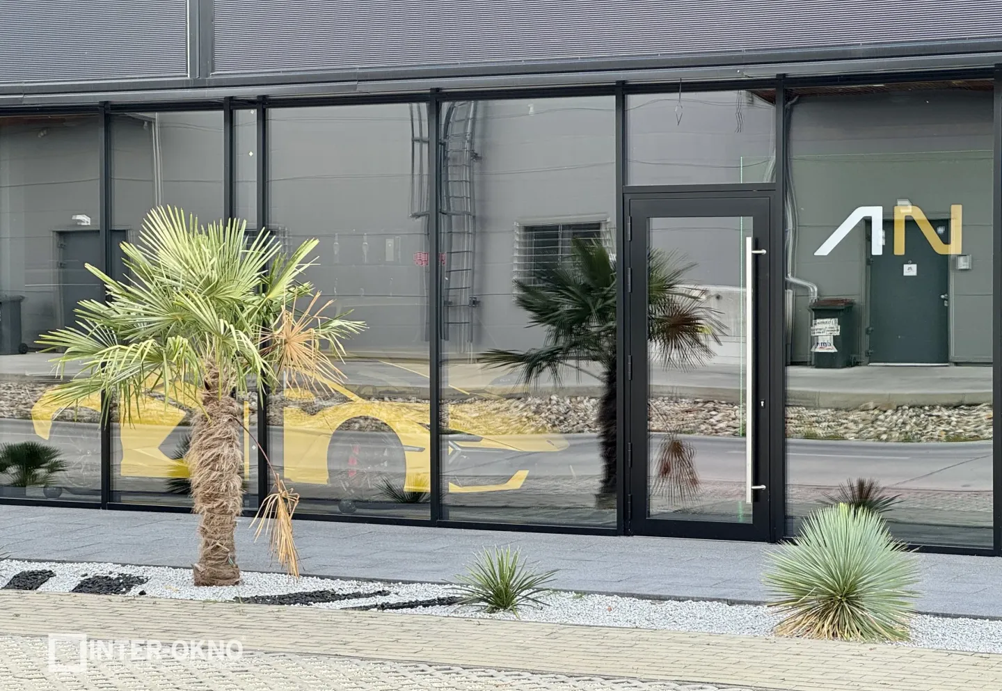 Výroba a montáž hliníkových okien a dverí REBELS