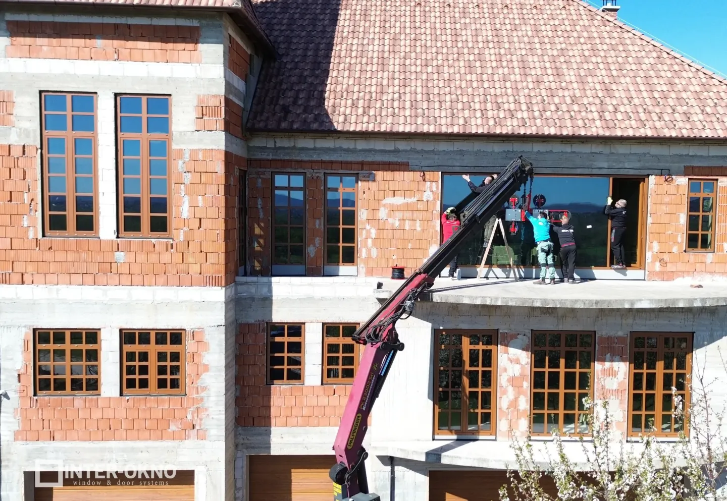 Výroba a montáž hliníkových okien a dverí - RD VGV