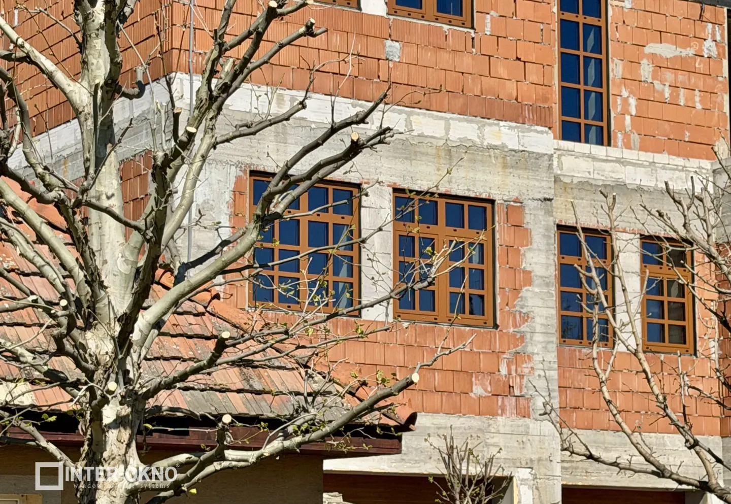 Výroba a montáž hliníkových okien a dverí - RD VGV