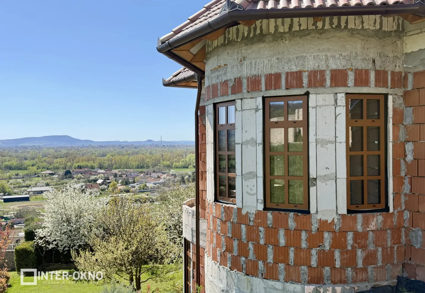 Výroba a montáž hliníkových okien a dverí - RD VGV