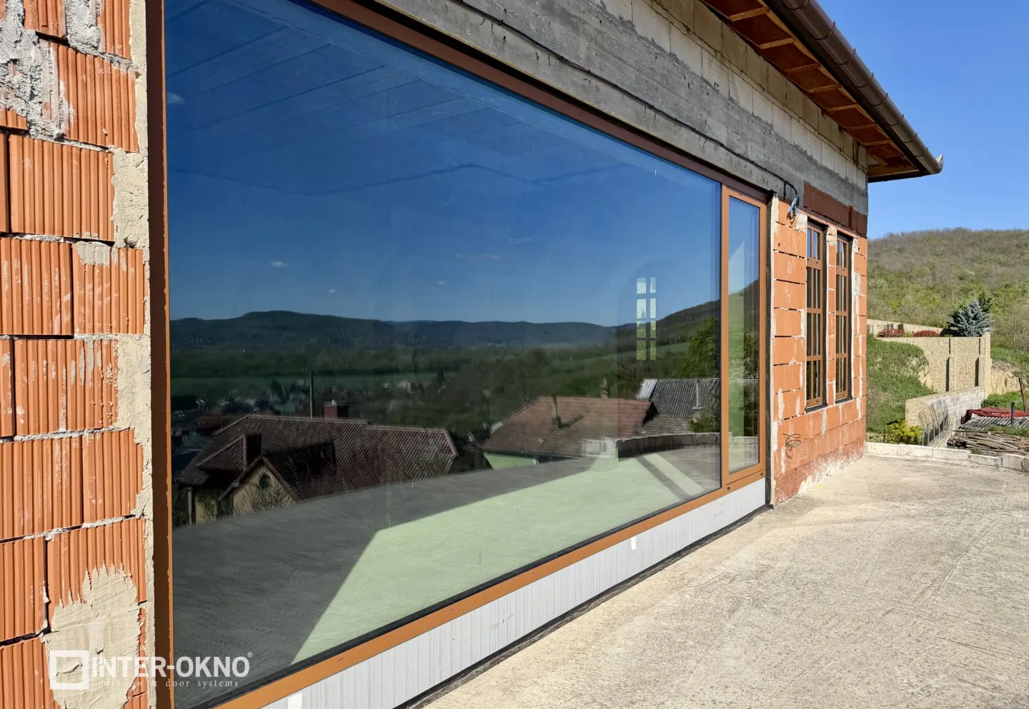 Výroba a montáž hliníkových okien a dverí - RD VGV