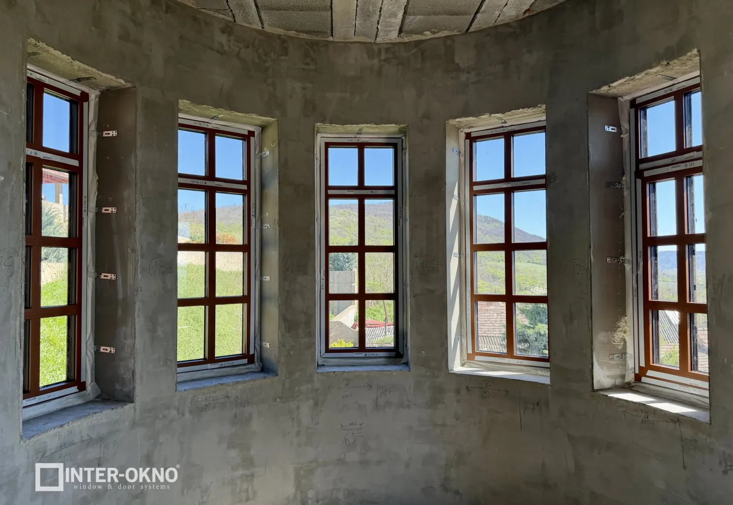 Výroba a montáž hliníkových okien a dverí - RD VGV