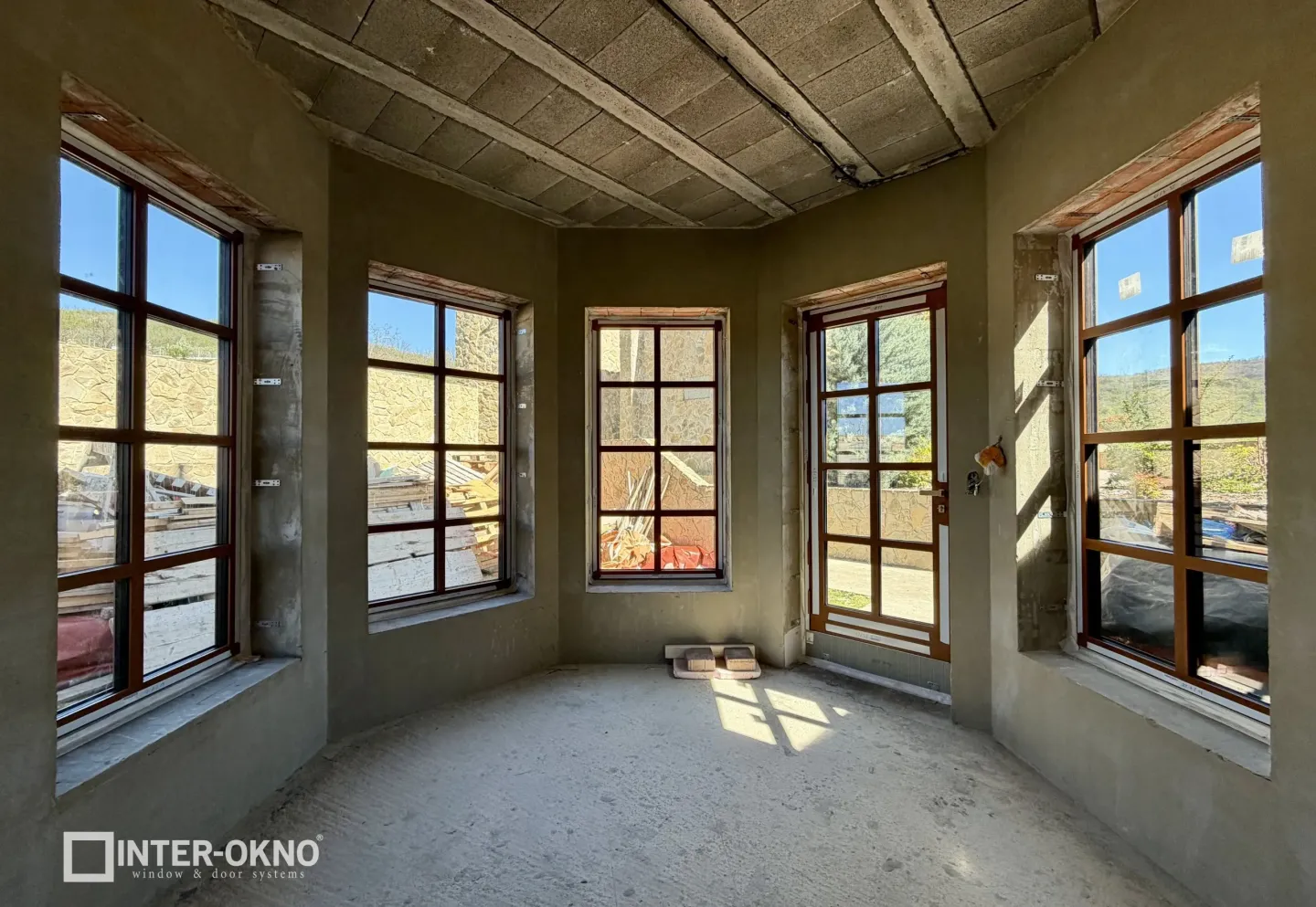 Výroba a montáž hliníkových okien a dverí - RD VGV